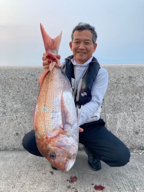 90cm巨大マダイを狙って出撃だ！！ : 百戦錬磨 ！