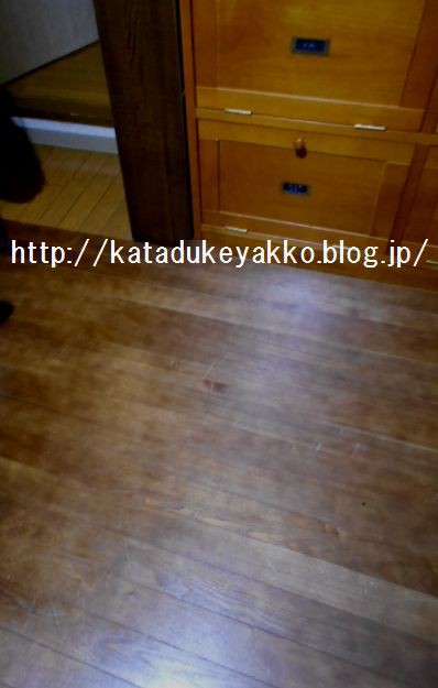 断捨離 こんまりさん式片付けでは 汚部屋は片付かない 1日1捨 煩悩９９ やっこさんの捨て活ブログ 片付けビフォーアフター