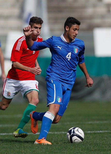 ロランド マンドラゴーラ イタリア World Football Young Star Catalogue サッカー世界のヤングスター名鑑