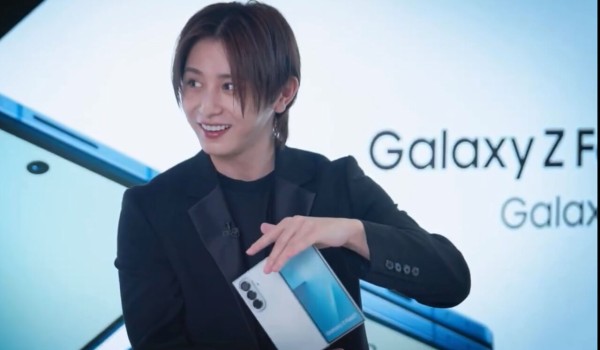 Team Galaxyの山田涼介さんが Galaxy Harajuku に❤️ : 山田涼介の苺