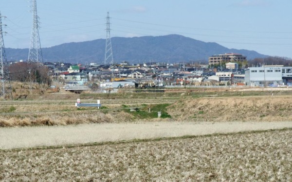 八ッ谷池近くの田んぼの土手でツクシ取り やつば池散歩道 豊田市 のブログ