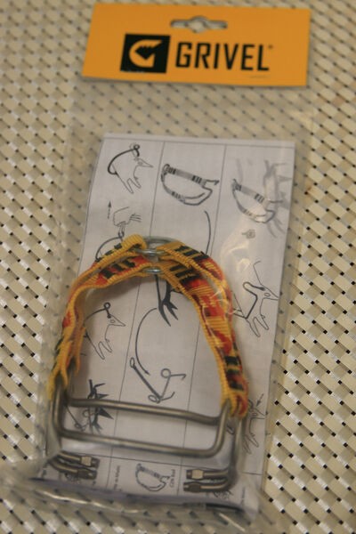 グリベル アイゼン ベイルの交換 : ひとり登山と山ごはん ～山めし礼讃