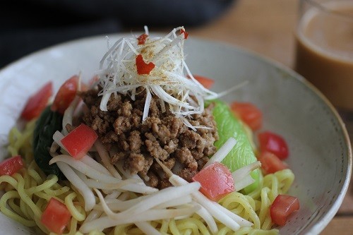 簡単タレで本格的 冷やし中華麺でトマト冷やし坦々麺風 ビジュアル系フード Powered By ライブドアブログ