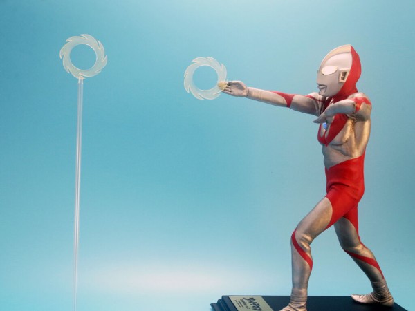 ウルトラマン アドベントVer ウルトラスラッシュ Cタイプ CCP 八裂き光輪 ウルトラマン アドベントVer ウルトラスラッシュ Cタイプ CCP 八
