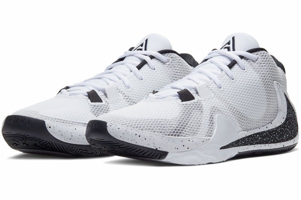 年最新版 Nikeでおススメのバッシュ5選 大和のらぼ