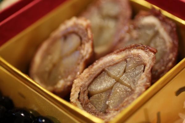 人生初おせち V V 田所大介の富山なんでも食遊記