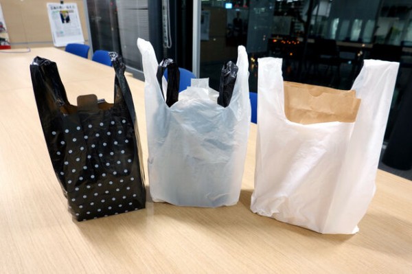 まん レジ袋買わなかったら生理用品そのまま渡された 最低 やるきまんまん