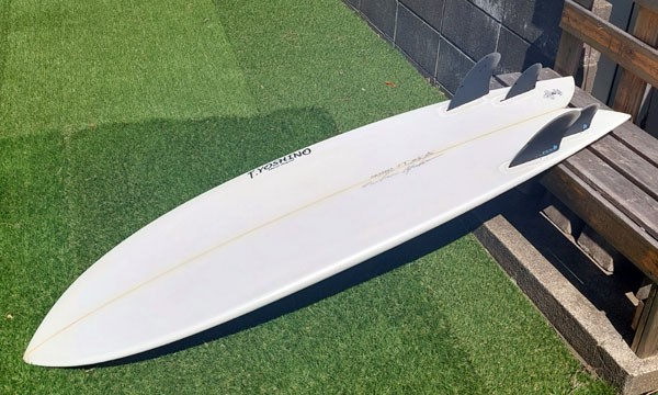 気になっていたフィン FCSⅡ PERFORMER SPLIT KEEL QUAD : FIRM