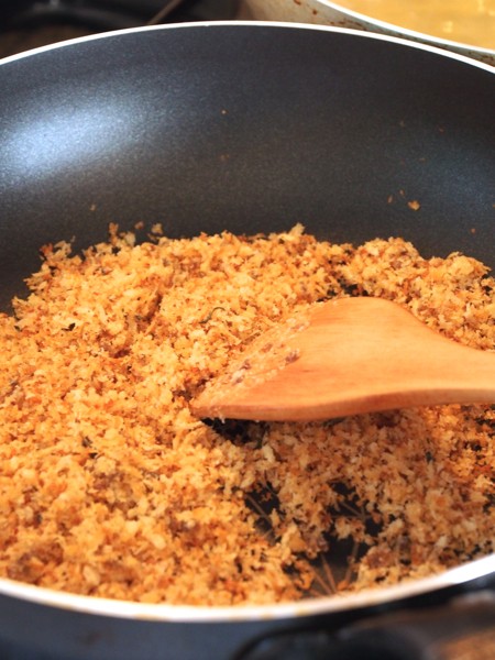 貧乏人のスパゲティ と呼ぶにはあまりにウマすぎる パン粉スパ 高円寺メタルめし ヤスナリオの簡単レシピブログ Powered By ライブドアブログ