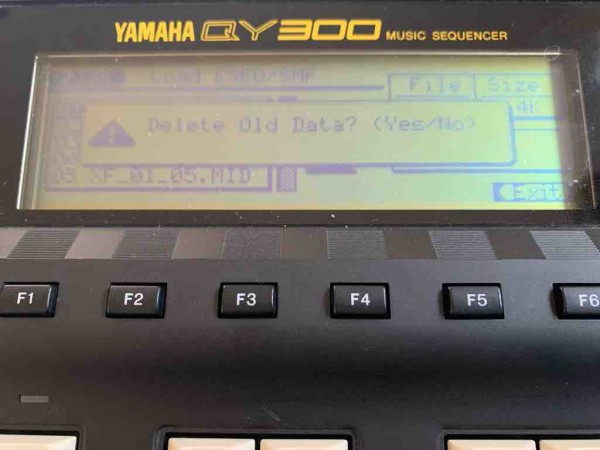 Reborn #20】YAMAHA QY300 フロッピーディスクドライブのUSB