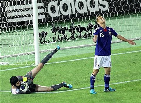 サッカー日本代表 無得点でチェコとドロー よぉすけず Cafe