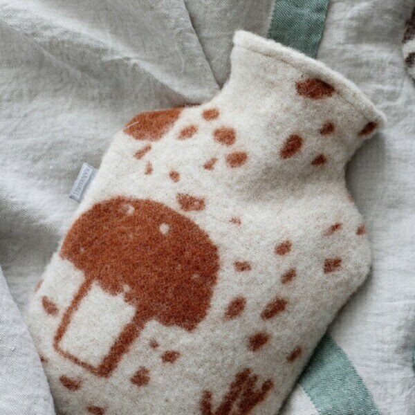 ラプアンカンクリのウール製カバー湯たんぽ、デザイン5種をご紹介