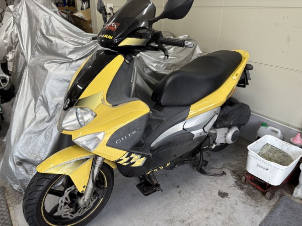 ジレラ ランナーST200×2台の作業（1台はプチレストア） : カスタム