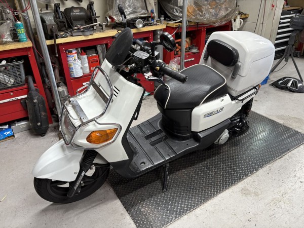 ヤマハ・マジェスティ250 MALOSSI マロッシハイカムシャフト 実車外し YAMAHA ギア×マジェスティ250 マロッシチューン化 : カスタムバイク