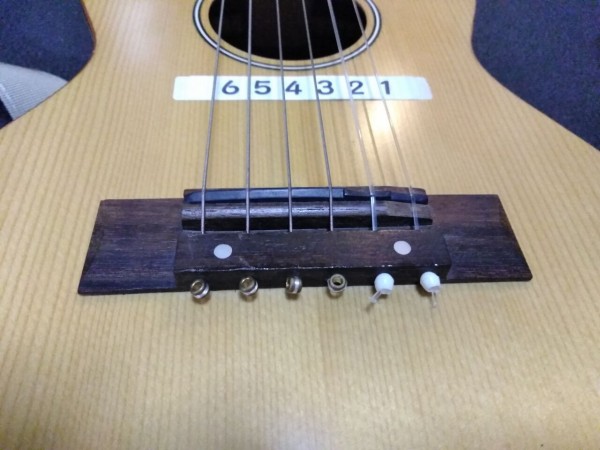 アリア製よなおしギター『AGU-4704』～メーカーによるオリジナルギター