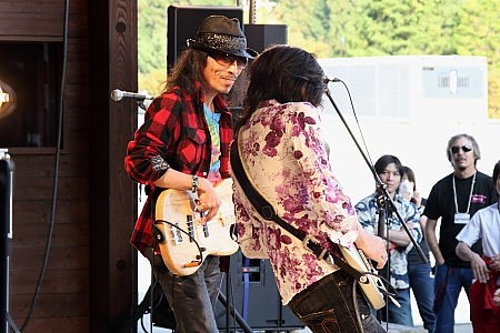 THE SONS：ICHIRO、鮫島秀樹、ロジャー高橋】 ＿ 野外ロックフェス「エナロック 2011」ライブ参戦記事!! vol.10 :  酒とロックな日常