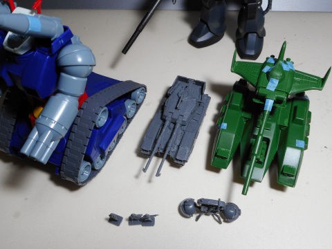 1/144 61式戦車 #1 仮組み（HGUCザク地上戦セットより） : yosshiro-labo
