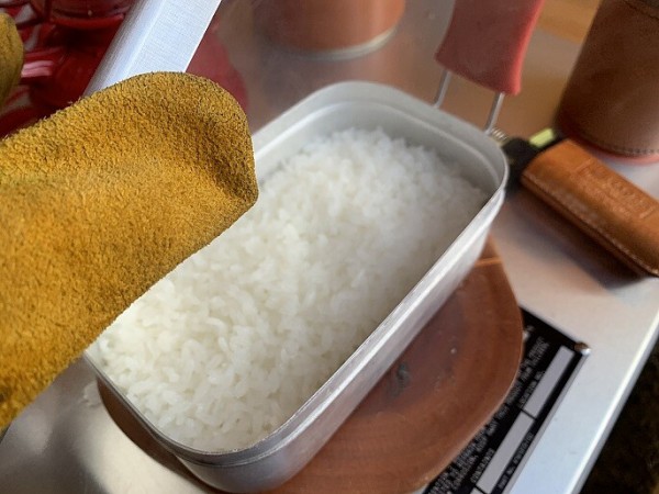 絶対失敗なし メスティンで自動炊飯 1合を完璧に炊く方法 ｋｕｔｉｋｏｍｉ
