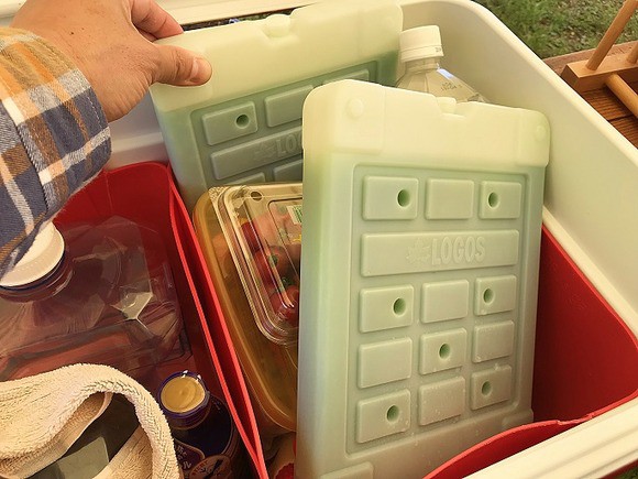 キャンプで使うクーラーボックス 保冷剤の量は何個 我が家の方法を詳しくブログで紹介 ｋｕｔｉｋｏｍｉ