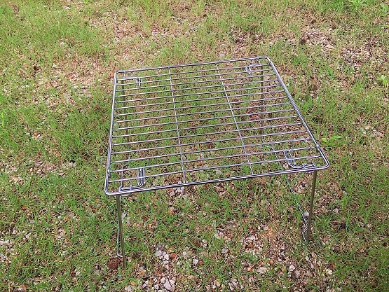 10年間使用 ニトリのキッチンラックはキャンプでカセットコンロの台にとても便利 詳しくブログで紹介 ｋｕｔｉｋｏｍｉ