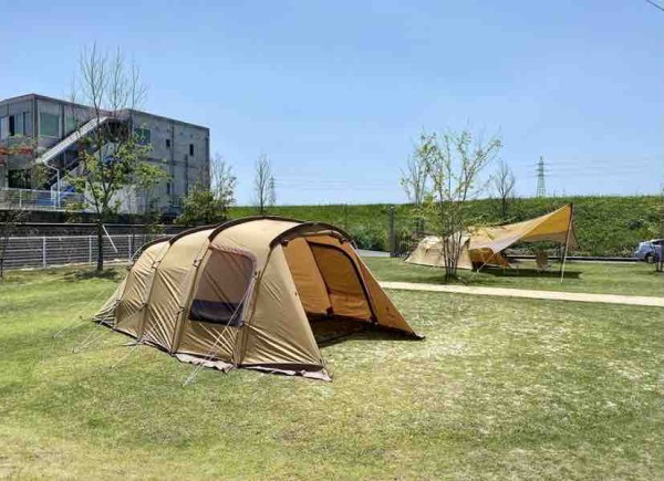 アウトドア テント/タープ エントリー2ルームエルフィールドは冬場に使用できるのか！暖房器具も 