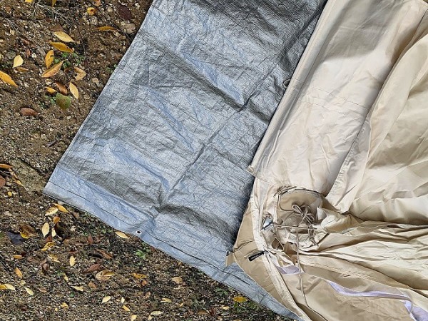 テントのグランドシートは安いシートで自作するのがおすすめ 大きさや使い方を詳しくブログで紹介 ｋｕｔｉｋｏｍｉ