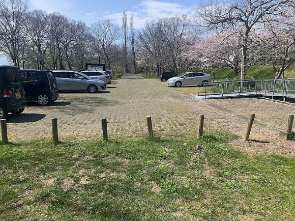 琵琶湖の湖岸緑地公園で穴場 志那2は無料でキャンプやバーベキューができる バス釣りをされる方にもおすすめ ｋｕｔｉｋｏｍｉ