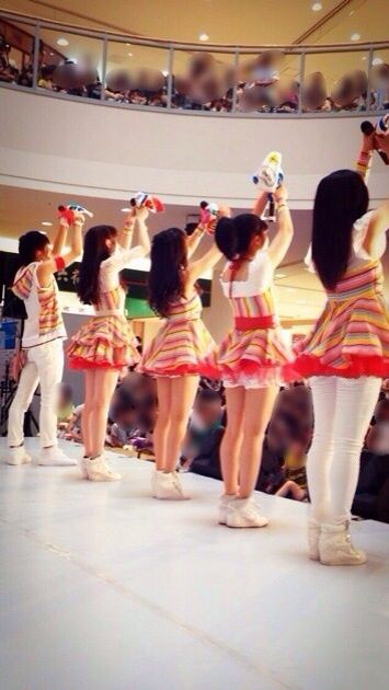 Dream5オフィシャルブログ 妖怪ウォッチの新エンディングテーマ ダン ダン ドゥビ ズバー 北海道イベントで初披露 妖怪ウォッチ情報