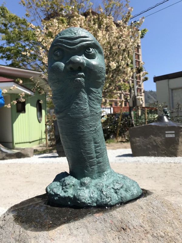 レポート】新規ブロンズ像18体完成披露式典(画像あり) : 水木しげる