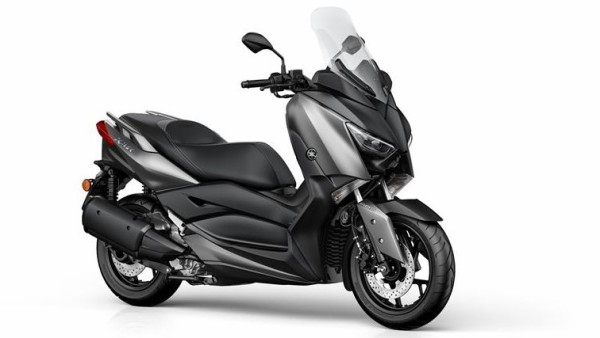 生産終了majesty マジェスティ の新車在庫あります そして Xmax250日本投入への期待 公式ブログ Ysp伏見 京都のヤマハバイク販売店