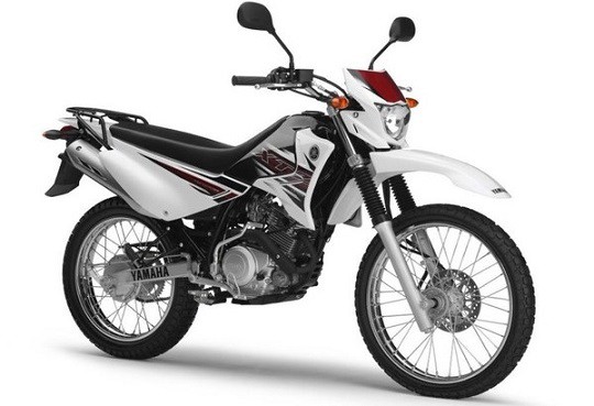 ヤマハFAZER125（フェザー125）が入荷！＝125CCマニュアルミッション・スポーツバイク＝ : 公式ブログ：YSP伏見《京都のヤマハ バイク販売店》