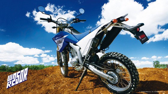 ２０１４モデル 『ＷＲ２５０Ｒ』 ＆ 『ＷＲ２５０Ｘ』 がリリースされましたぁ！！ : ＹＳＰ神戸中央ＢＬＯＧ