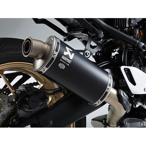 アクラポビッチ フルエキゾーストマフラー XSR900用がリリースされまし 