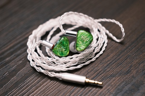 Kiwi ears orchestra lite クリア　有線イヤホン Kiwi Ears Orchestra Lite – Linsoul Audio