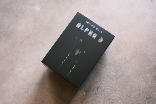 DUNU Alpha 3 有線イヤホン 収納ケース付き DUNU Alpha 3レビュー。オープンイヤー型で音の広がり良し