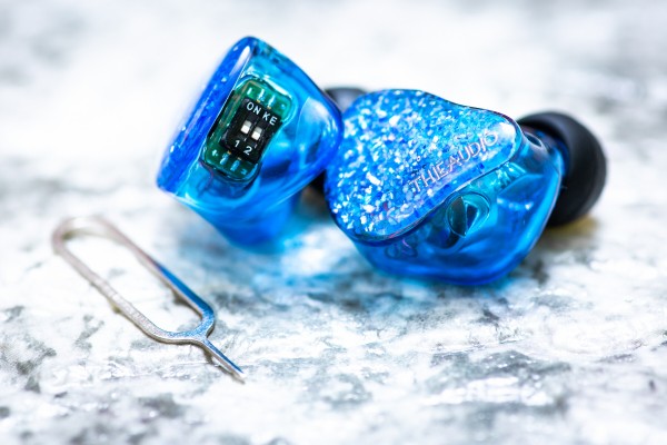 THIEAUDIO Legacy 3』丁寧に音質チューニングされ癖がない濃い音を