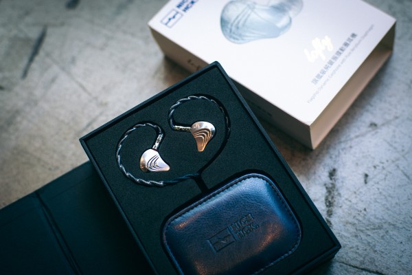 NICEHCK Lofty』中域を中心としたボーカルやギターが映える暖色寄りの