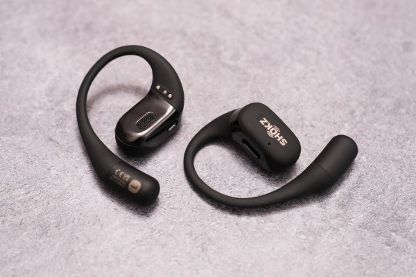 Shokz OpenFit』骨伝導イヤホンのパイオニア的存在