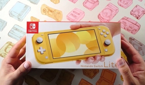 本日発売 Nintendo Switch Lite の開封動画が続々と公開 ゲーム生活はじめました