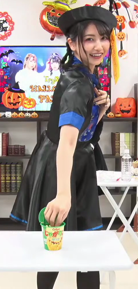 雨宮天さんの胸がキョンシーコスで強調されていた Trysailのハロウィンパーティー キャプ画像と感想 Twitterアニメ実況民のブログ