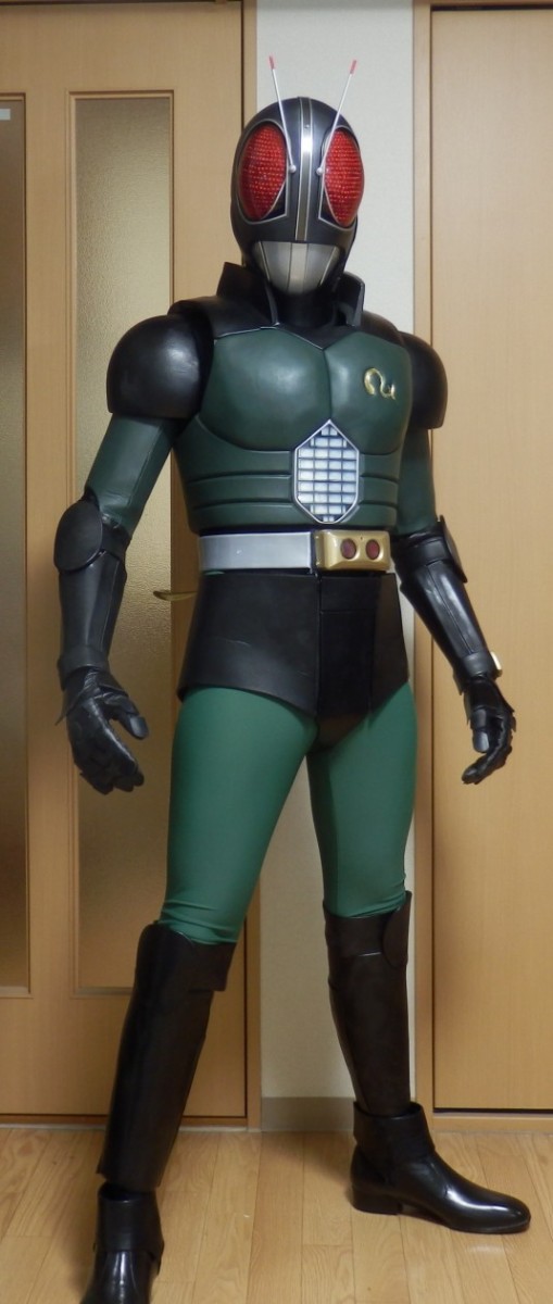 フルスクラッチ「仮面ライダーBLACK RX 1/1マスク Ver.2」 : 空想玩具シリーズ