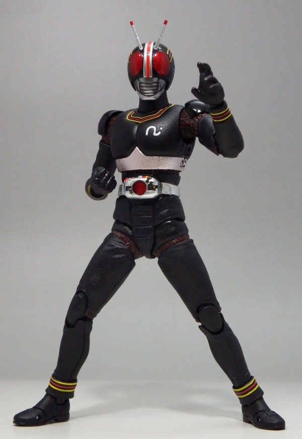 S.H.フィギュアーツ「仮面ライダーBLACK(真骨彫製法)」 : 空想玩具シリーズ