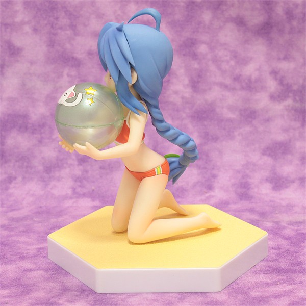 WAVE　BEACH QUEENS　泉こなた　らき☆すた水着　フィギュア Amazon.co.jp: 超BEACH QUEENS らきすた 泉こなた フィギュア