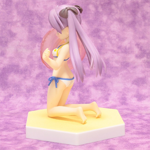 WAVE　BEACH QUEENS　泉こなた　らき☆すた水着　フィギュア Amazon.co.jp: らきすた 1/10スケール 泉 こなた : ホビー