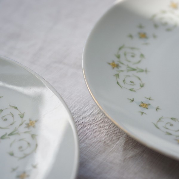 すでにアンティーク？ノリタケの食器は50年モノ : ゆとりあるシンプル