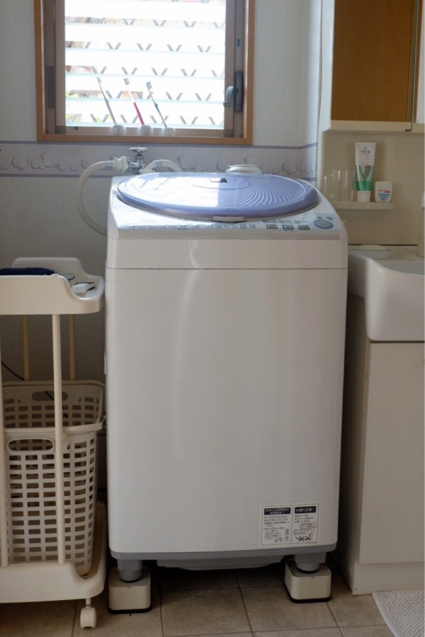 洗濯機下を掃除しやすくなるグッズを購入 ゆとりあるシンプルな暮らし Powered By ライブドアブログ 洗濯機下を掃除しやすくなるグッズを購入 ゆとりあるシンプルな暮らし Powered By ライブドアブログ