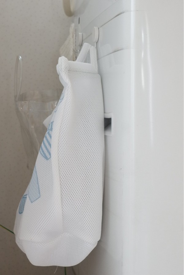 100均 洗面台の鏡裏をカスタマイズ 電気シェーバー収納と充電改善 ゆとりあるシンプルな暮らし Powered By ライブドアブログ