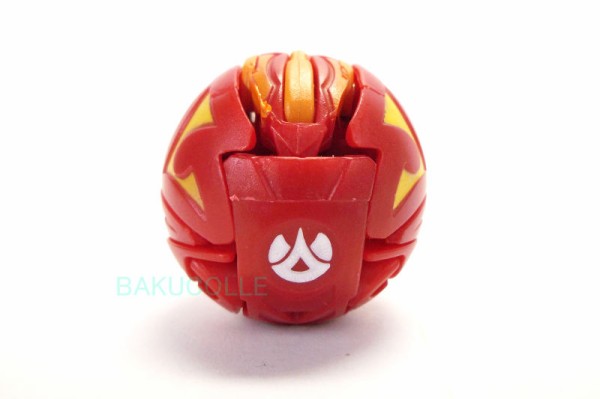 ノヴァ・ブリッツ・ドラゴノイド PYRUS BLITZ DRAGONOID 火属性 