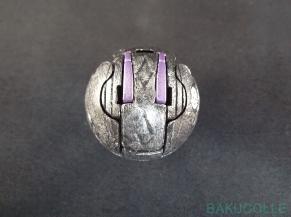 【中古品】　爆丸　BAKUGAN ハイパーダークオン編3種 中古品】 爆丸 BAKUGAN ハイパーダークオン編3種