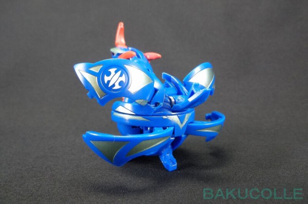 アクア・クロス・ドラゴノイド CROSS DRAGONOID 水属性 爆丸